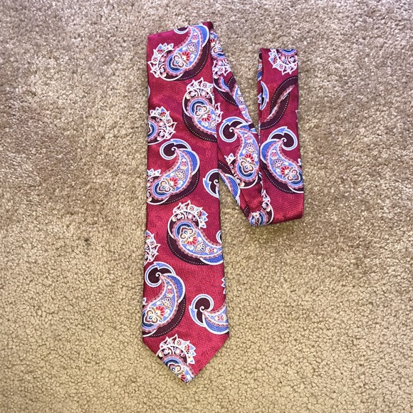 Geoffrey Beene Paisley SILK TIE - Picture 9 of 11
